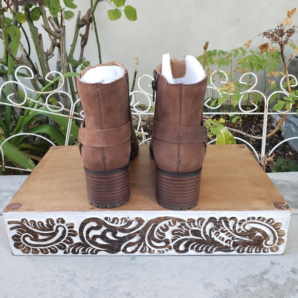 Lucky Brand Walnut Harness Strap Booties - Picture 9 of 10